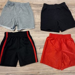 Bundle of 4 pair of boys short size 2T/24months